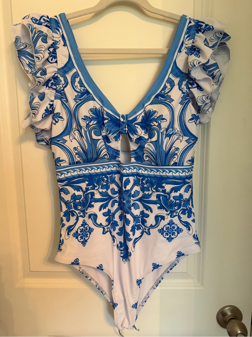 Set. Blue and White Floral One-Piece Swimsuit with Matching Skirt - Picture 3 of 6